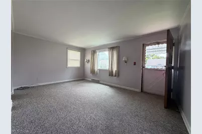 1021 W College Road, Alliance, OH 44601 - Photo 14