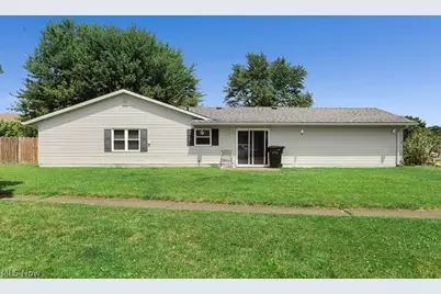 109 Monticello Circle, Elyria, OH 44035 - Photo 4