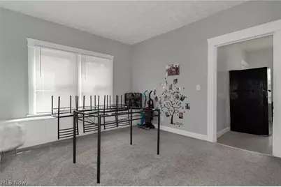 10302 Manor Avenue, Loveland, OH 44104 - Photo 4
