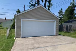 370 E 309th St, Willowick, OH 44095 - Photo 20