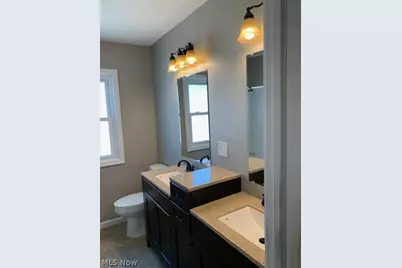 370 E 309th Street, Willowick, OH 44095 - Photo 14