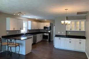 370 E 309th St, Willowick, OH 44095 - Photo 10