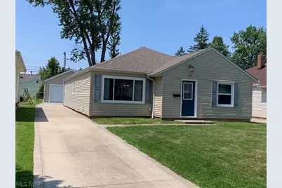 370 E 309th Street, Willowick, OH 44095 - Photo 2
