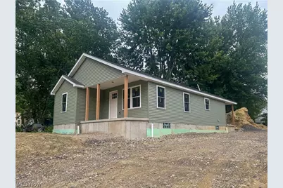 173 Hayward Avenue, Conneaut, OH 44030 - Photo 2