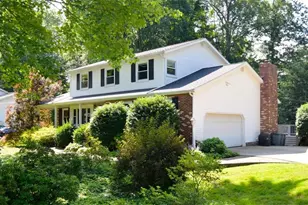 134 Forestwood Dr, Northfield Center, OH 44067 - Photo 2