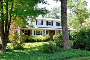 134 Forestwood Dr, Northfield Center, OH 44067 - Photo 1