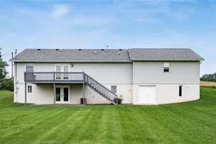 305 Buena Vista St, Baltic, OH 43804 - Photo 4