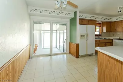 19155 Davinwood Drive, Loveland, OH 44135 - Photo 10