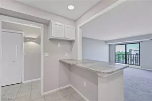 12500 Edgewater Dr, Oakwood, OH 44107 - Photo 8