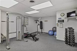 12500 Edgewater Dr, Oakwood, OH 44107 - Photo 26