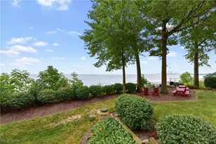 12500 Edgewater Dr, Oakwood, OH 44107 - Photo 32