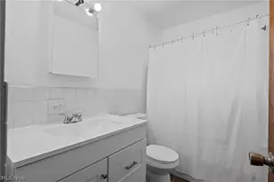 1235 Roslyn Ave, Akron, OH 44320 - Photo 26