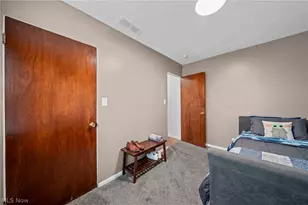 1235 Roslyn Ave, Akron, OH 44320 - Photo 28