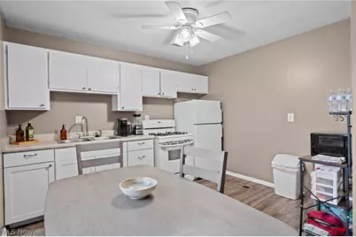 1235 Roslyn Avenue, Akron, OH 44320 - Photo 22
