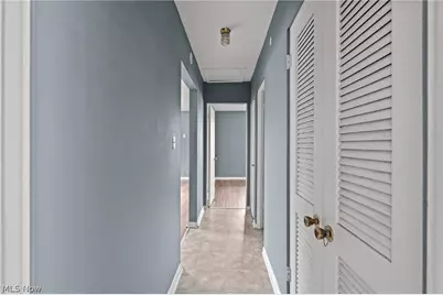 1235 Roslyn Avenue, Akron, OH 44320 - Photo 14