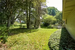 299 W Caston Rd, New Franklin, OH 44319 - Photo 6