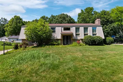 1229 Scenicrest Street NW, Uniontown, OH 44685 - Photo 32