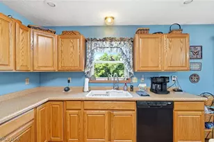 2053 Gard Ln, Mount Perry, OH 43762 - Photo 24