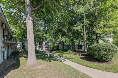 996 S Lincoln Street, Kent, OH 44240 - Photo 4