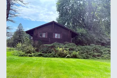 12276 Cleveland Avenue NW, Uniontown, OH 44685 - Photo 4