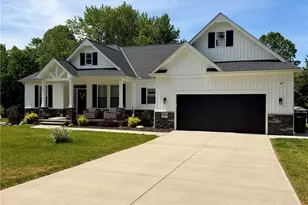 11580 Basswood Rd, Chardon, OH 44024 - Photo 46