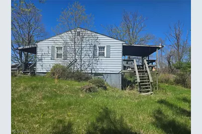 4246 N Dugan Road NW, McConnelsville, OH 43756 - Photo 2