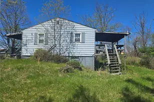 4246 N Dugan Road NW, McConnelsville, OH 43756 - Photo 2