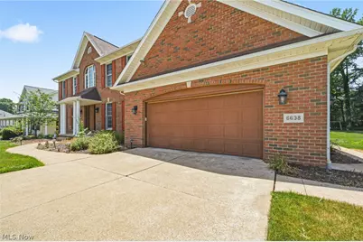 6638 Forestwood Street NW, Canton, OH 44718 - Photo 6