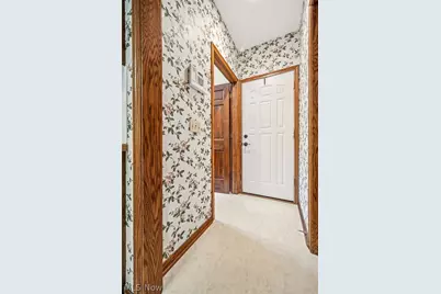 6638 Forestwood Street NW, Canton, OH 44718 - Photo 14