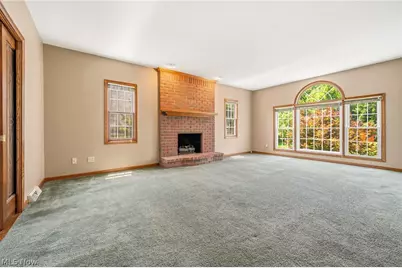 6638 Forestwood Street NW, Canton, OH 44718 - Photo 12
