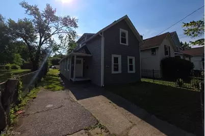2059 W 42nd Street, Loveland, OH 44113 - Photo 4