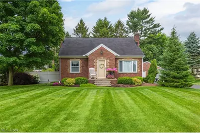 984 Cleveland Avenue, Amherst, OH 44001 - Photo 1