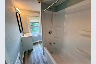1305 Curtis Street, Akron, OH 44301 - Photo 12