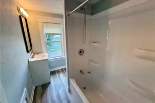 1305 Curtis St, Akron, OH 44301 - Photo 12
