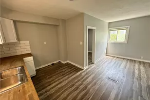 1305 Curtis St, Akron, OH 44301 - Photo 8