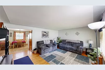 653 N Bon Air Avenue, Youngstown, OH 44509 - Photo 4