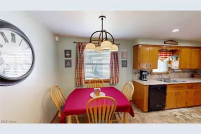 653 N Bon Air Avenue, Youngstown, OH 44509 - Photo 8