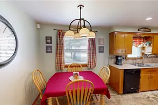653 N Bon Air Ave, Youngstown, OH 44509 - Photo 8