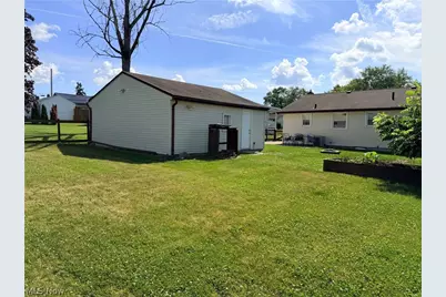 653 N Bon Air Avenue, Youngstown, OH 44509 - Photo 22