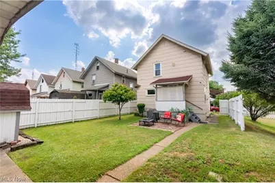 1504 Clark Avenue SW, Canton, OH 44706 - Photo 2