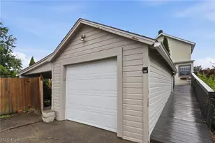 407 Illinois Ave, Lorain, OH 44052 - Photo 36