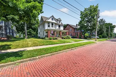 155 Highland Avenue, Wadsworth, OH 44281 - Photo 2