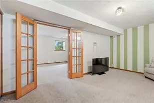 912 S Azalea Blvd, Barberton, OH 44203 - Photo 18