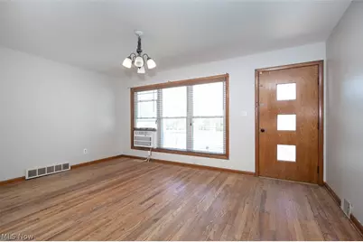 12811 Triskett Road, Loveland, OH 44111 - Photo 2