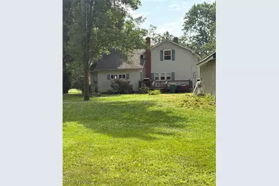 463 N Broadway, Geneva, OH 44041 - Photo 2