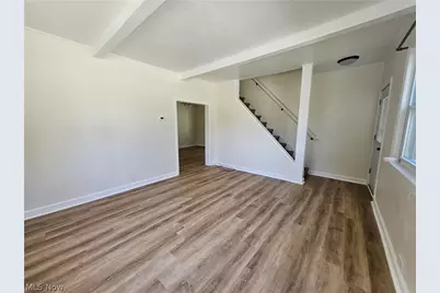753 W River Road N, Elyria, OH 44035 - Photo 2