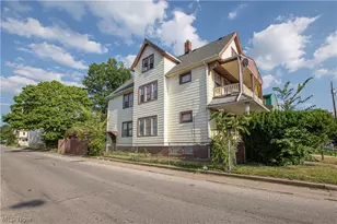 2773 E 117th St, Loveland, OH 44120 - Photo 2