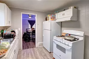16114 Delrey Ave, Loveland, OH 44128 - Photo 6