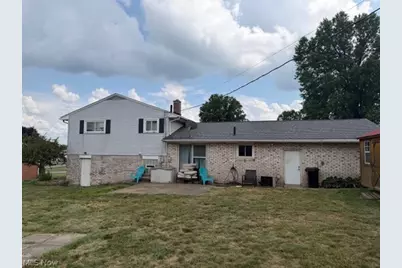 1215 33rd Street NE, Canton, OH 44714 - Photo 2