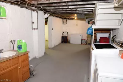 125 Mohican Avenue, Orrville, OH 44667 - Photo 24
